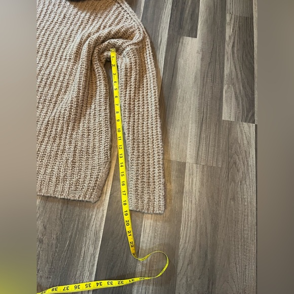 Abercrombie and Fitch Ribbed Turtleneck Sweater SZ S - Picture 9 of 10